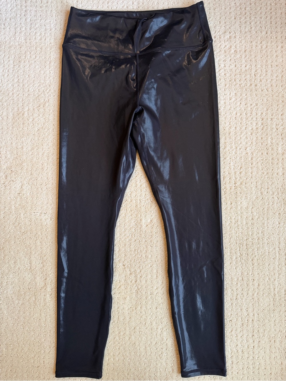 Women’s Black Shiny Leggings